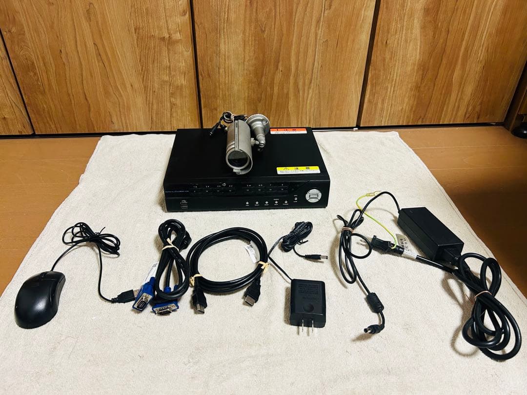 アナログ防犯カメラ一式セット(レコーダー カメラ1台 ACアダプター)