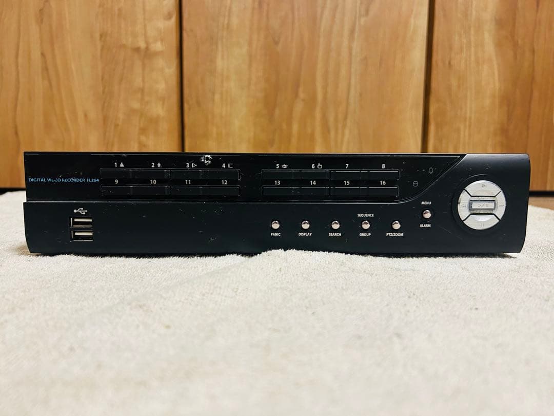 アナログ防犯カメラ一式セット(レコーダー カメラ1台 ACアダプター)