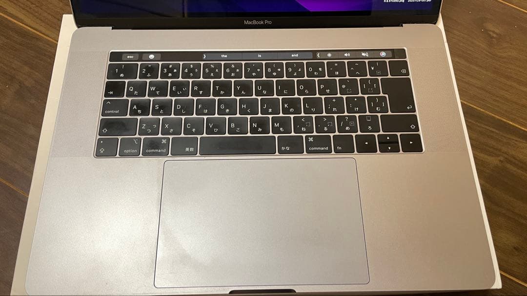 Apple MacBook pro 2018 スペースグレー