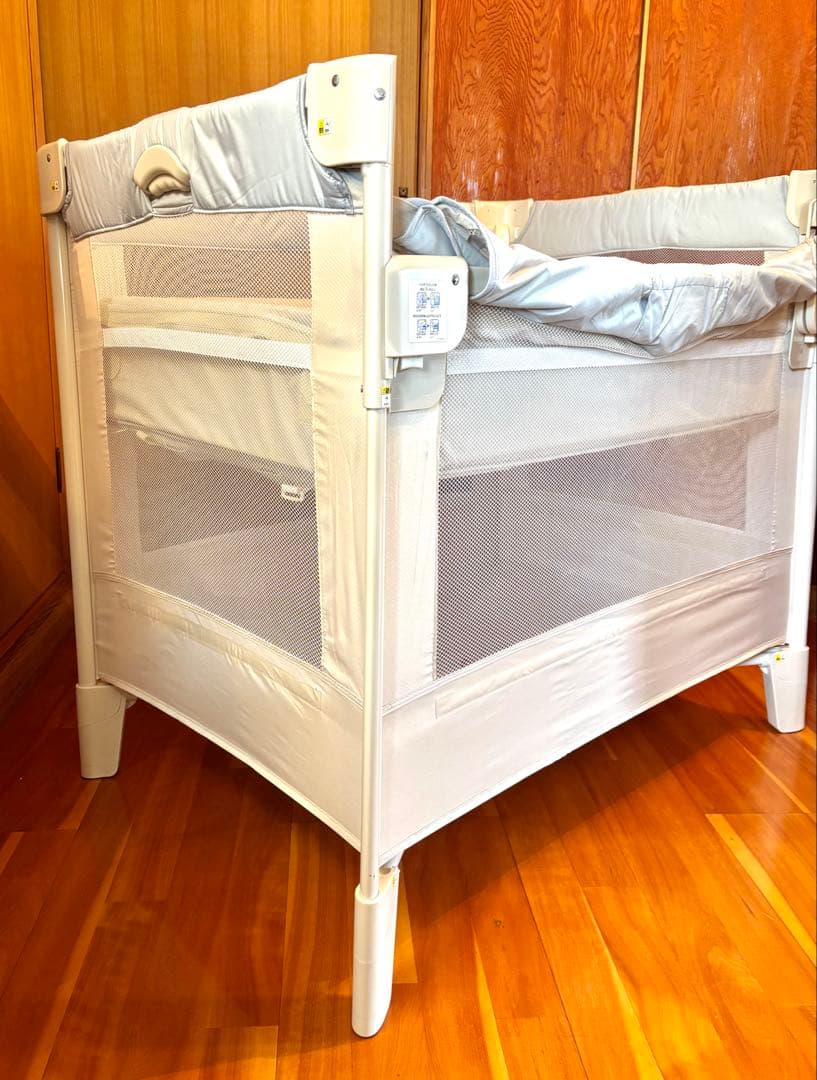 Aprica ベビーベッド ココネルエアー 折りたたみ収納可能