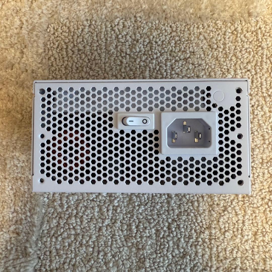 Lian Li SP850 850W 電源ユニット