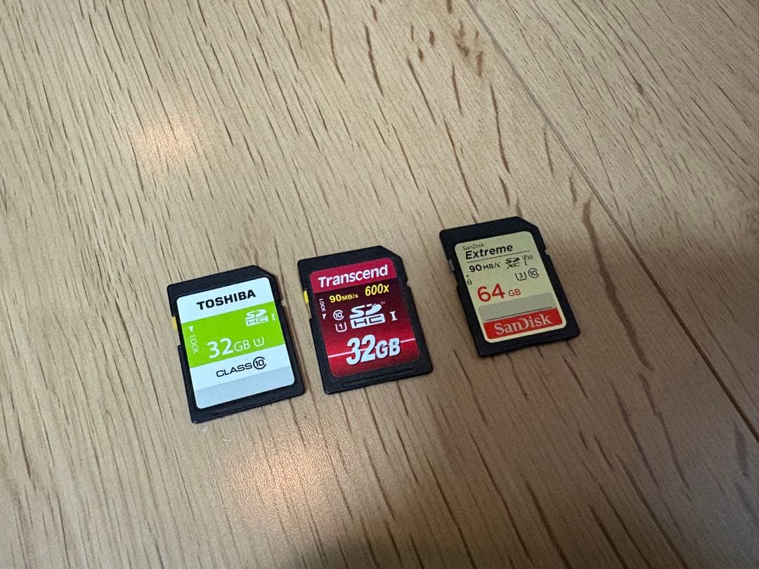 LUMIX ミラーレス一眼カメラ ルミックス G7＋レンズ2本セット