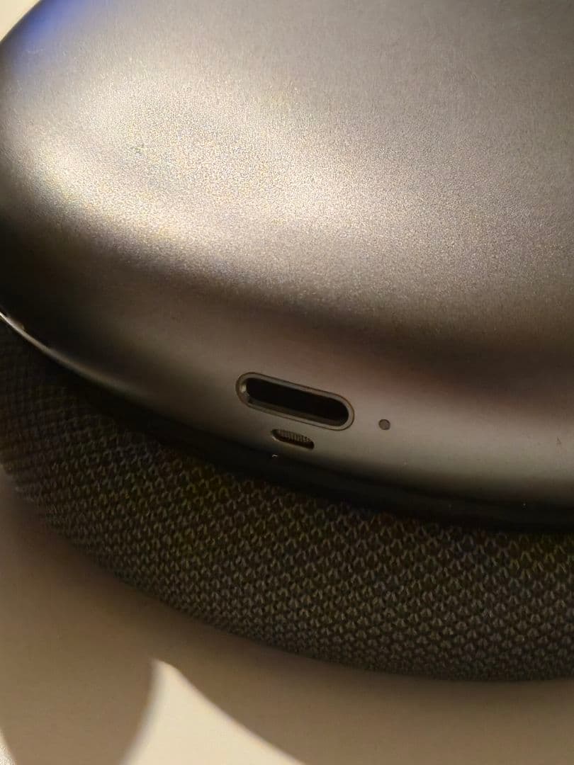 apple airpods max Lightningタイプ