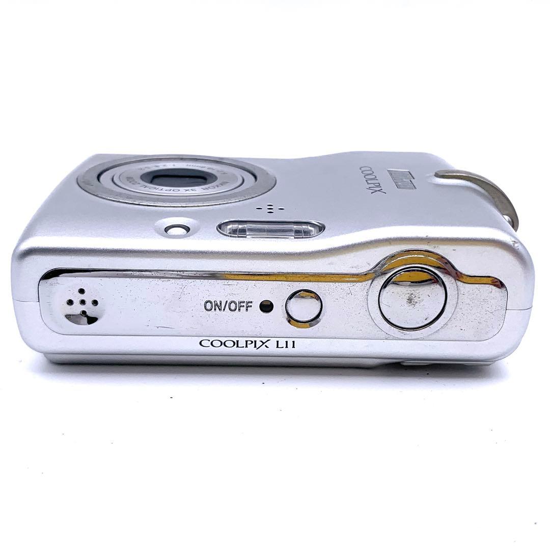 Nikon COOLPIX L11 コンパクトデジタルカメラ シルバー