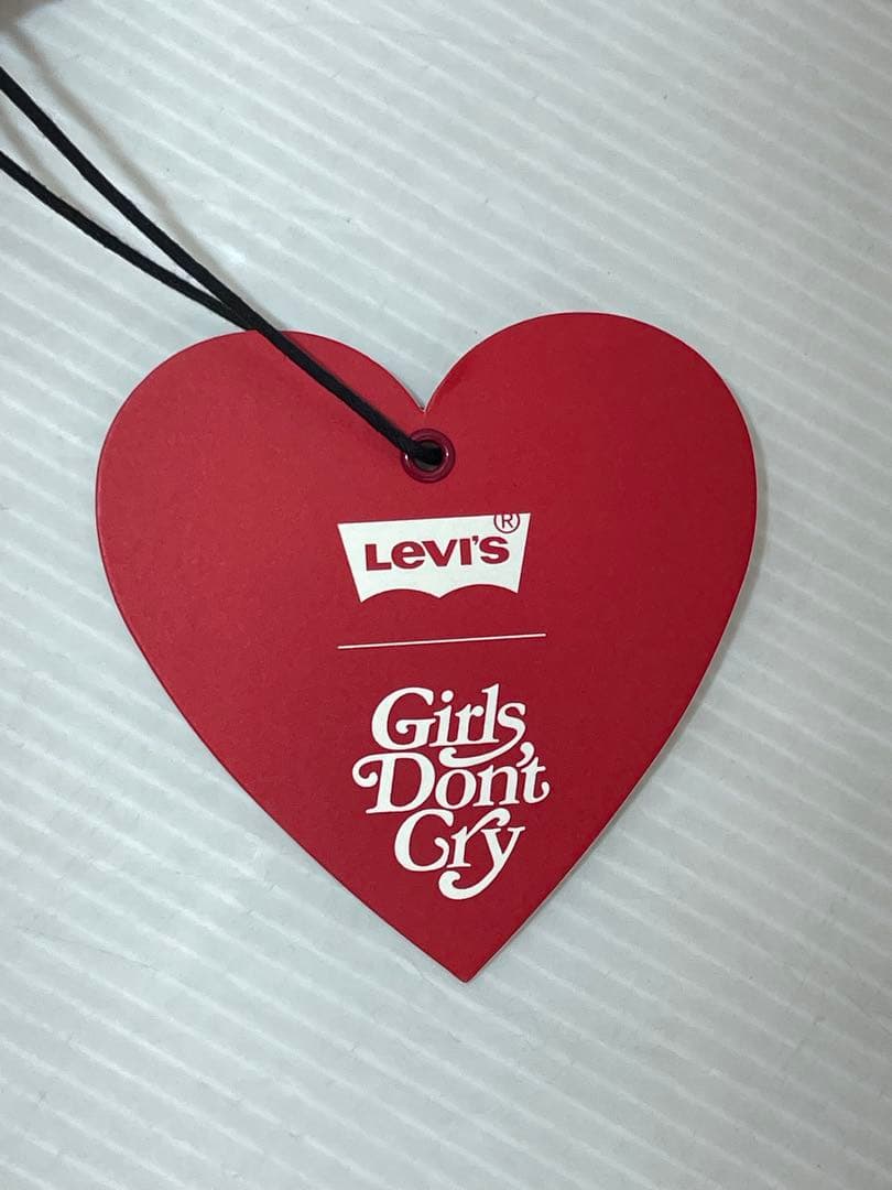 knmen133-0139 GirlsDon'tCry×Levisオーバーオール