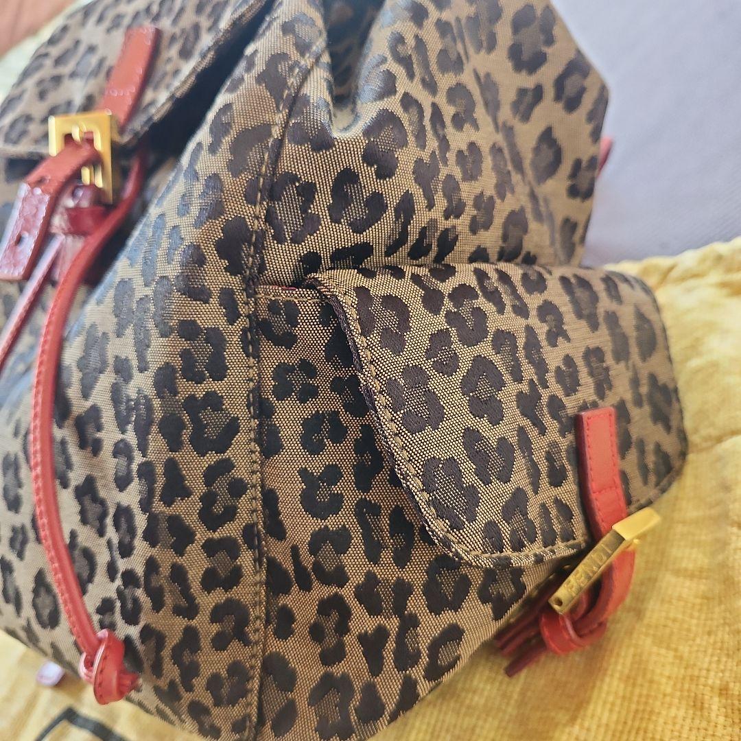 ヒョウ柄リュック・バックパック