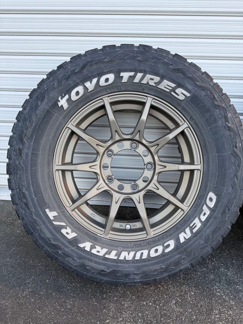 2020年製 トーヨー オープンカントリー R/T 235/70R16 4本