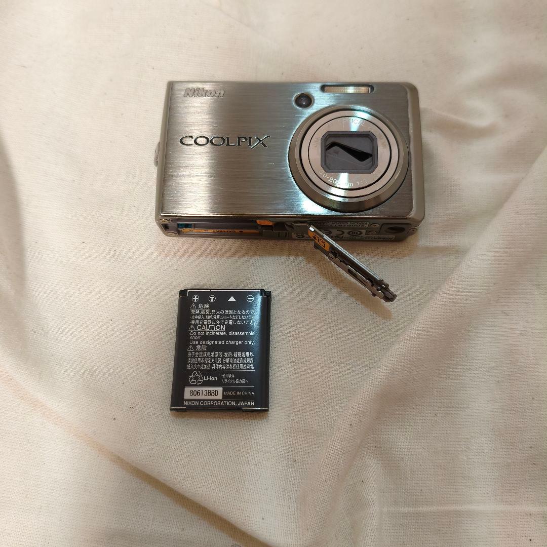 Nikon COOLPIX S600 コンパクトデジタルカメラ