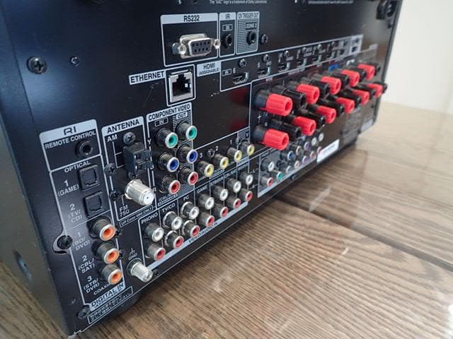 onkyo　中級AVアンプ TX-NR838　微難あり・アプリで便利・快調快音