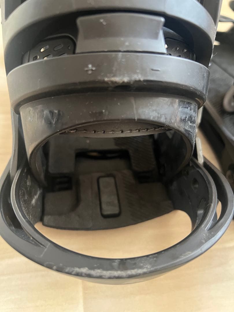 バートン マラヴィータ スノーボードビンディング