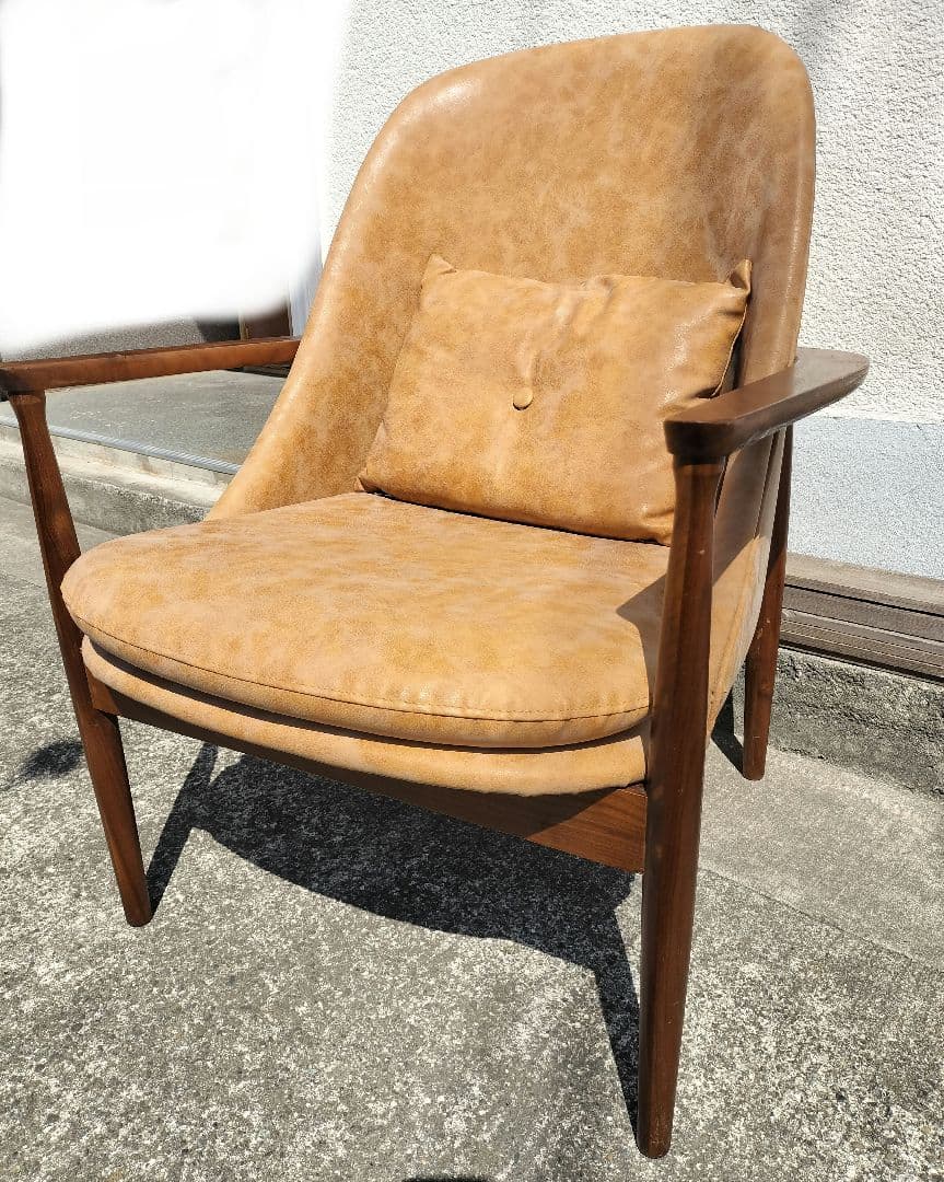 美品 NOCE (ノーチェ) アームソファ キャメルブラウン UC01