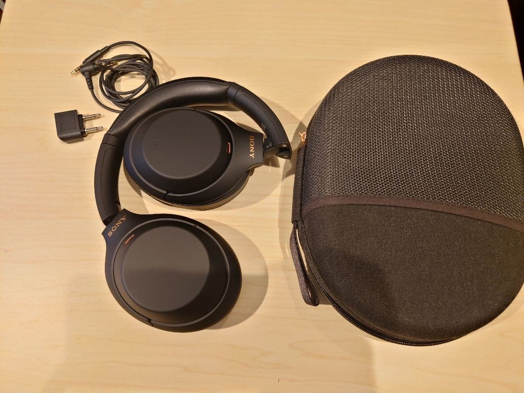 ワイヤレスヘッドホン WH-1000XM4 ブラック