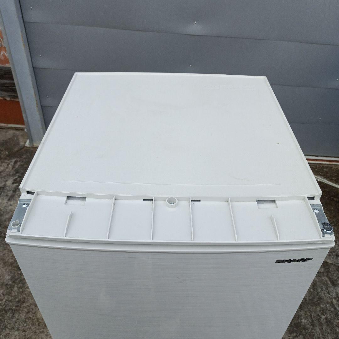 SHARP シャープ 冷蔵庫 SJ-D14F-W 2020年製 137L