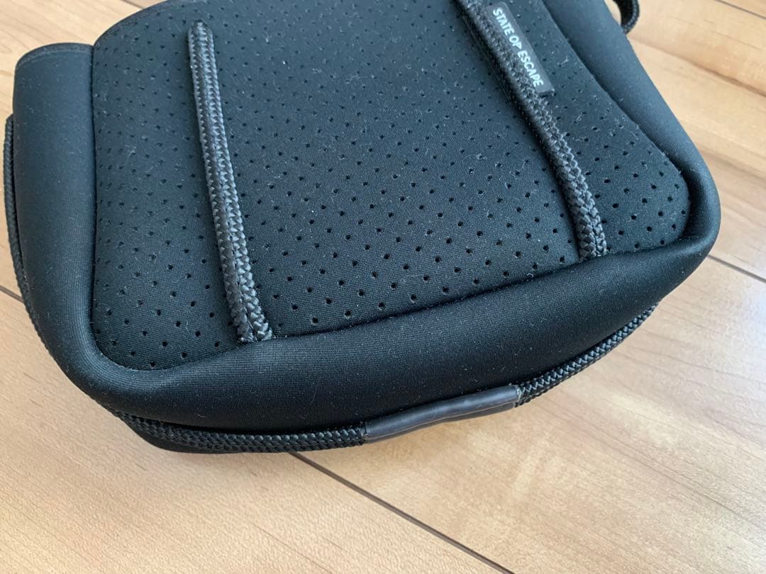 ステイトオブエスケープ　ブラック　ショルダーバッグ　ロンハーマン