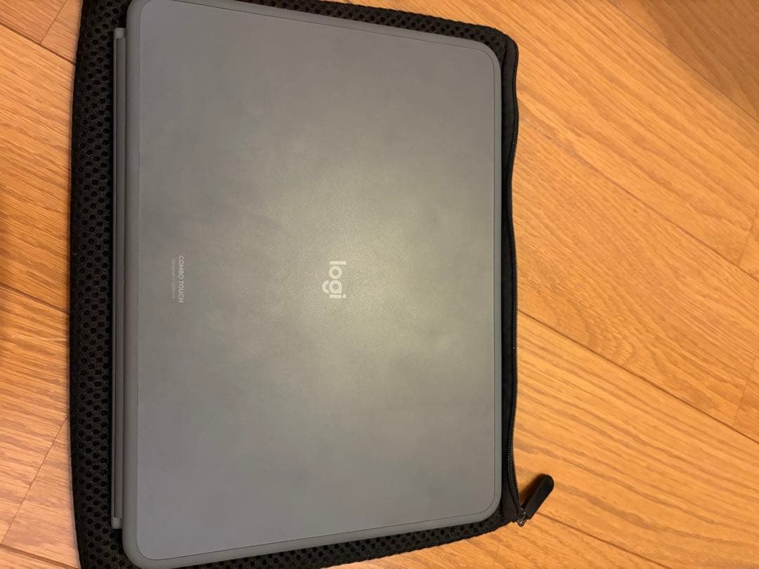 n*u様 iPad Air M3 11インチ Logicoolコンボタッチケース