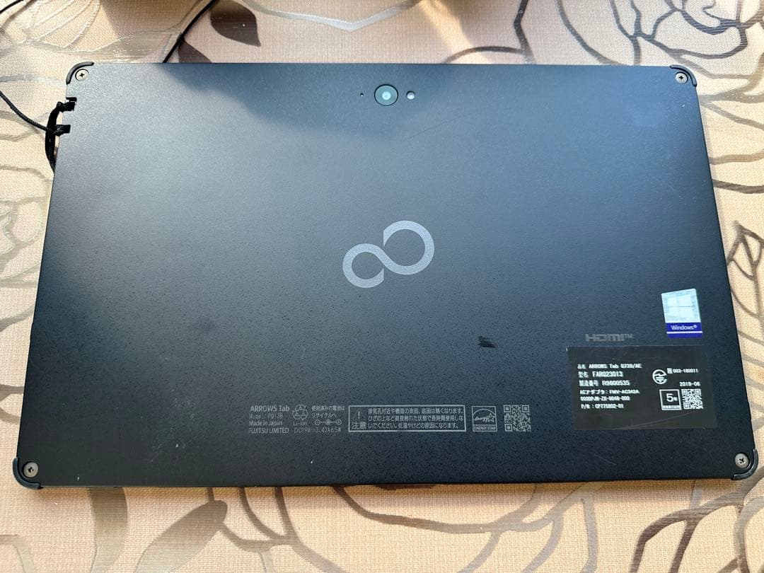 富士通 タブレット Arrows Tab Q739/AB 13.3型