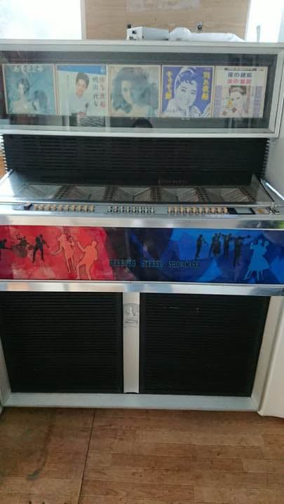 ジュークボックス