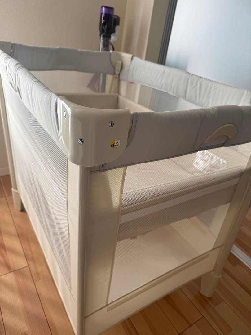 アップリカ ココネルエアー AB ベビーベッド