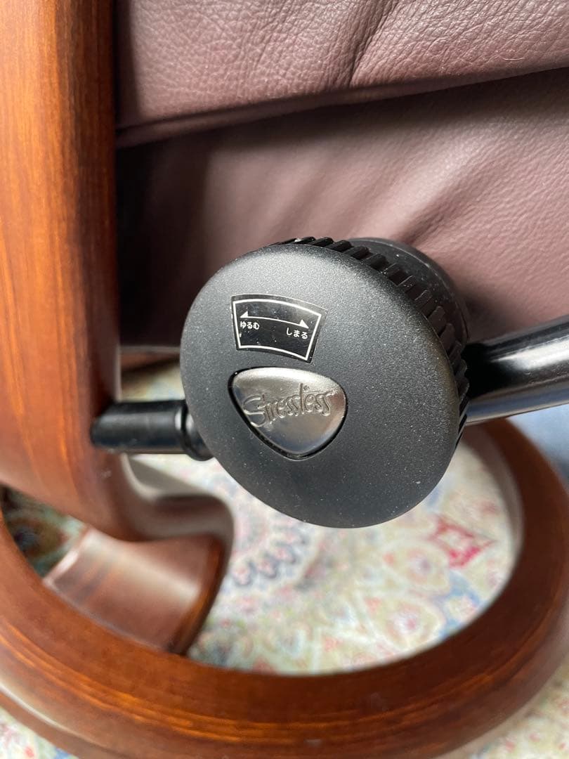 さ*に様 エコーネス　ストレスレスチェア　レノ　ノブレス革　約45万