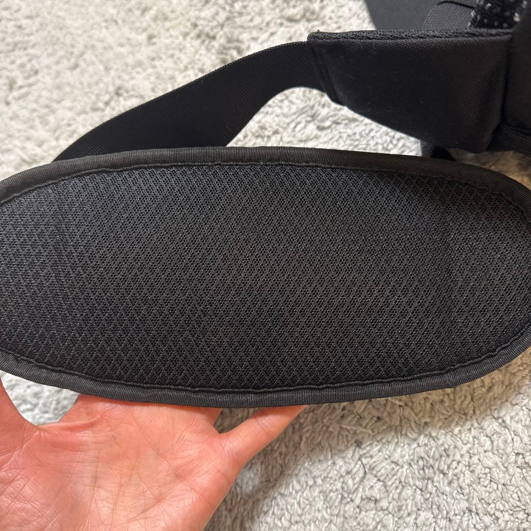 Hugoo ハグー ショルダーバッグ