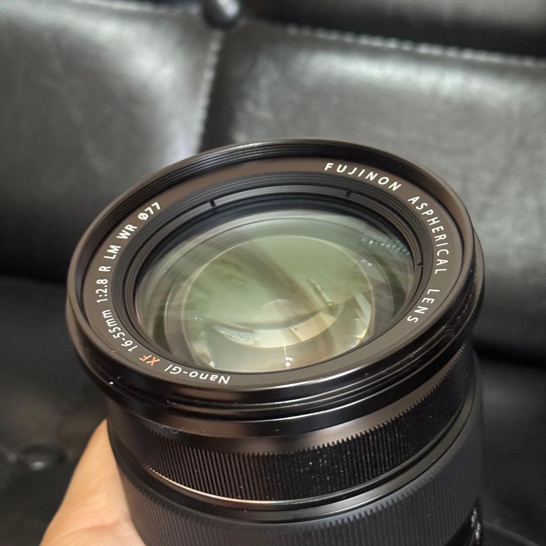 Fujinon XF 16-55mm f/2.8 R LM WR ズームレンズ