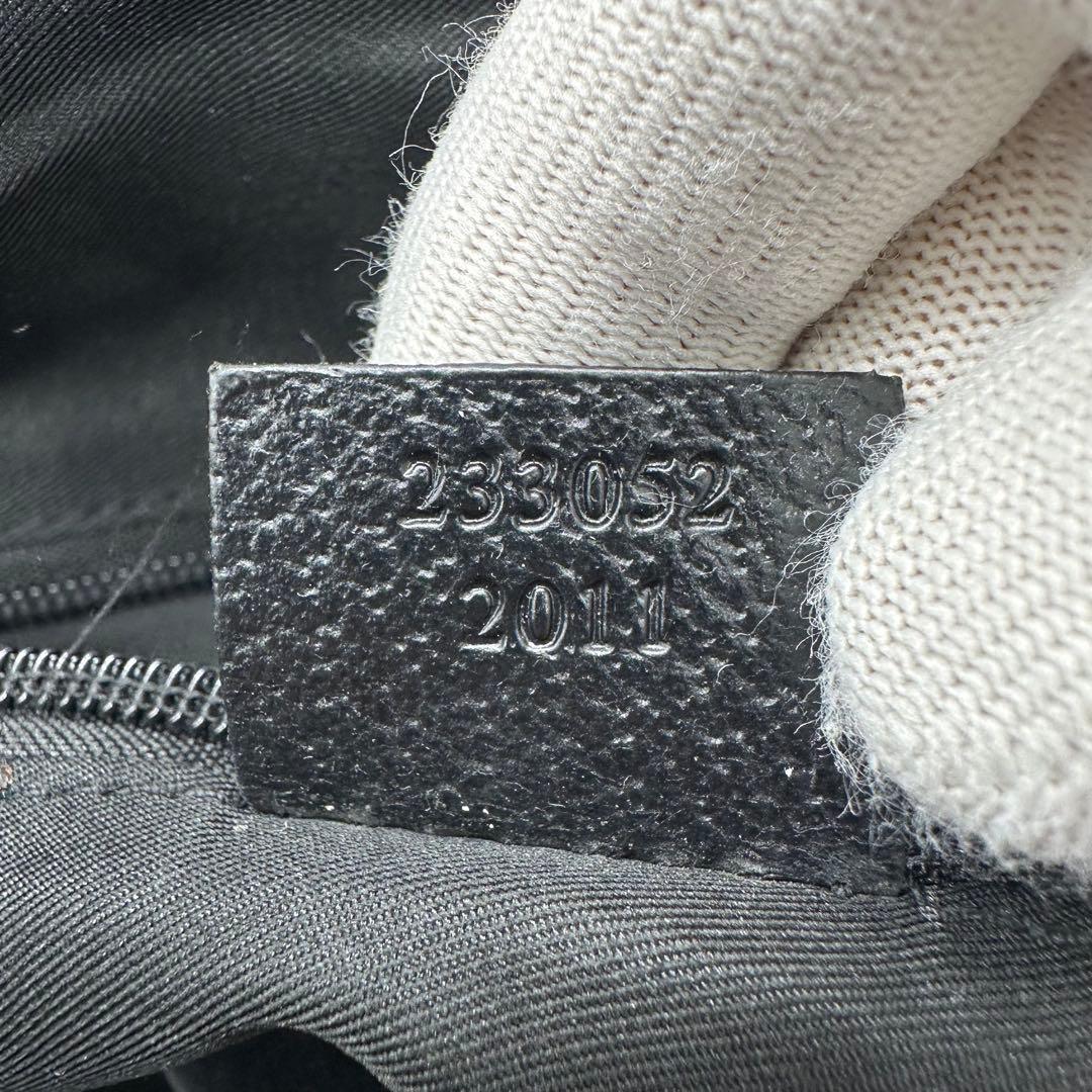 【美品】GUCCI ショルダーバッグ シェリーライン GG キャンバス 黒