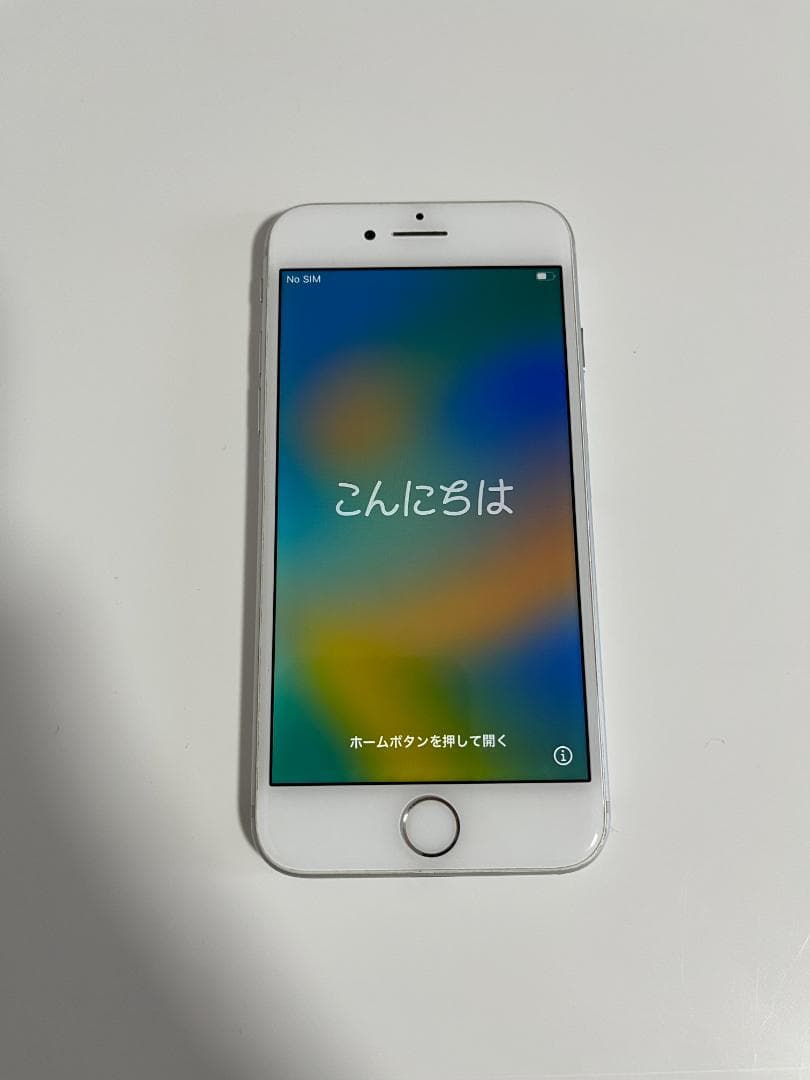 iPhone 8 64GB SIMフリー 動作確認済み（SIM部分に破損あり）