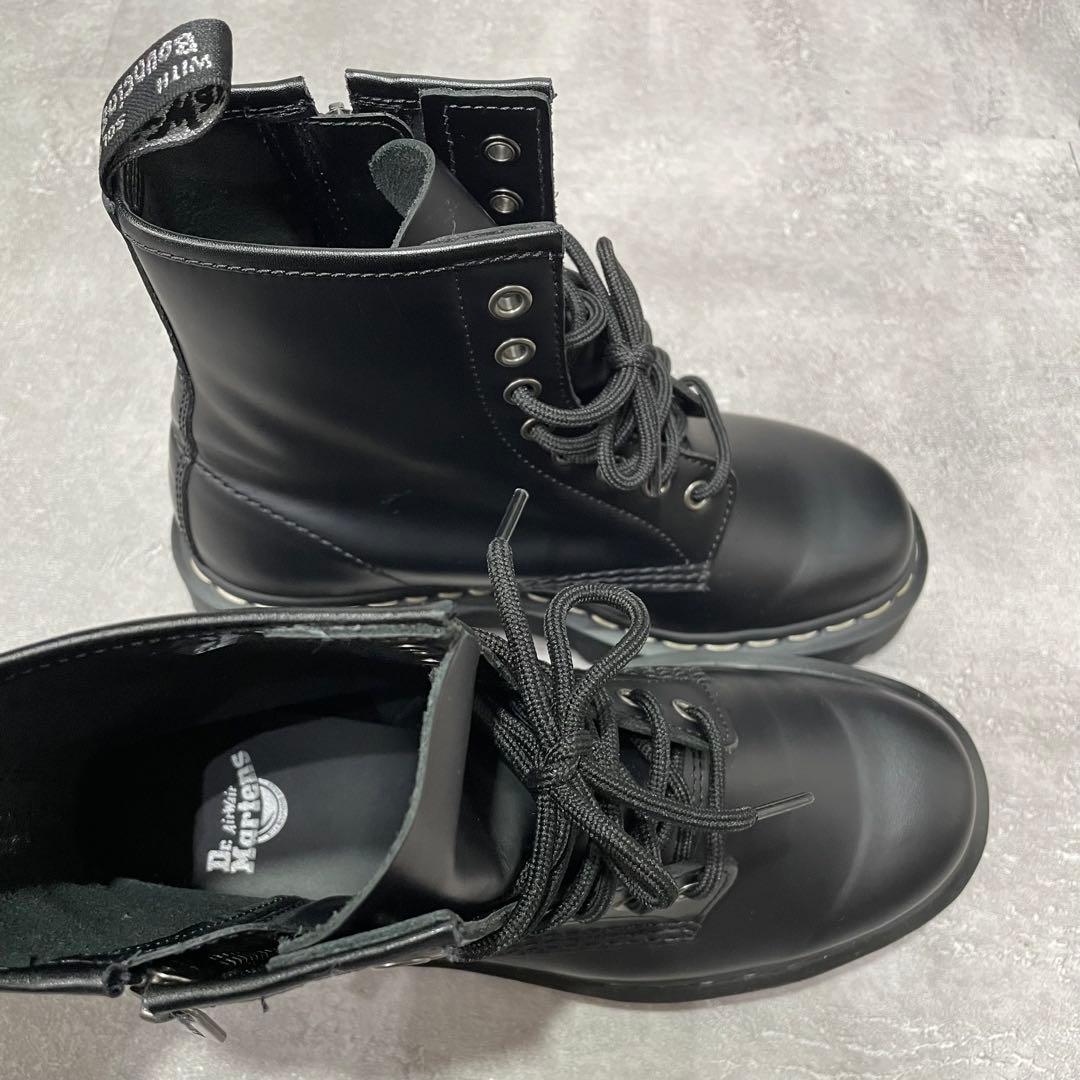 【超美品】ドクターマーチン1460 ZIPホワイトステッチ 8 ホール 24cm