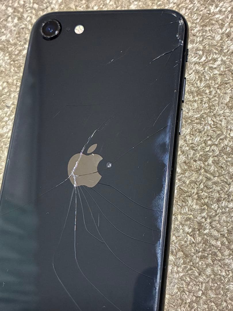 Apple iPhone SE 第2世代 SE2 128GB ブラック 本体