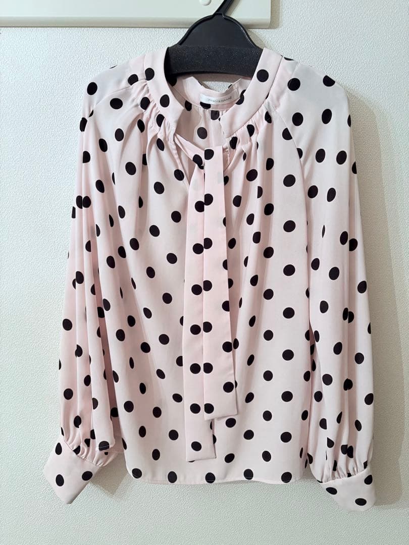ピンキーアンドダイアン ドットプリントギャザーブラウス 38