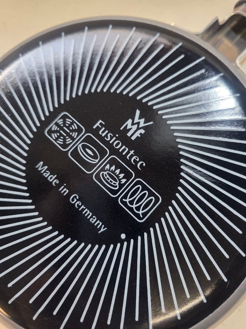 WMF フュージョンテック ミネラルフライパン 20cm プラチナム ガラス蓋付