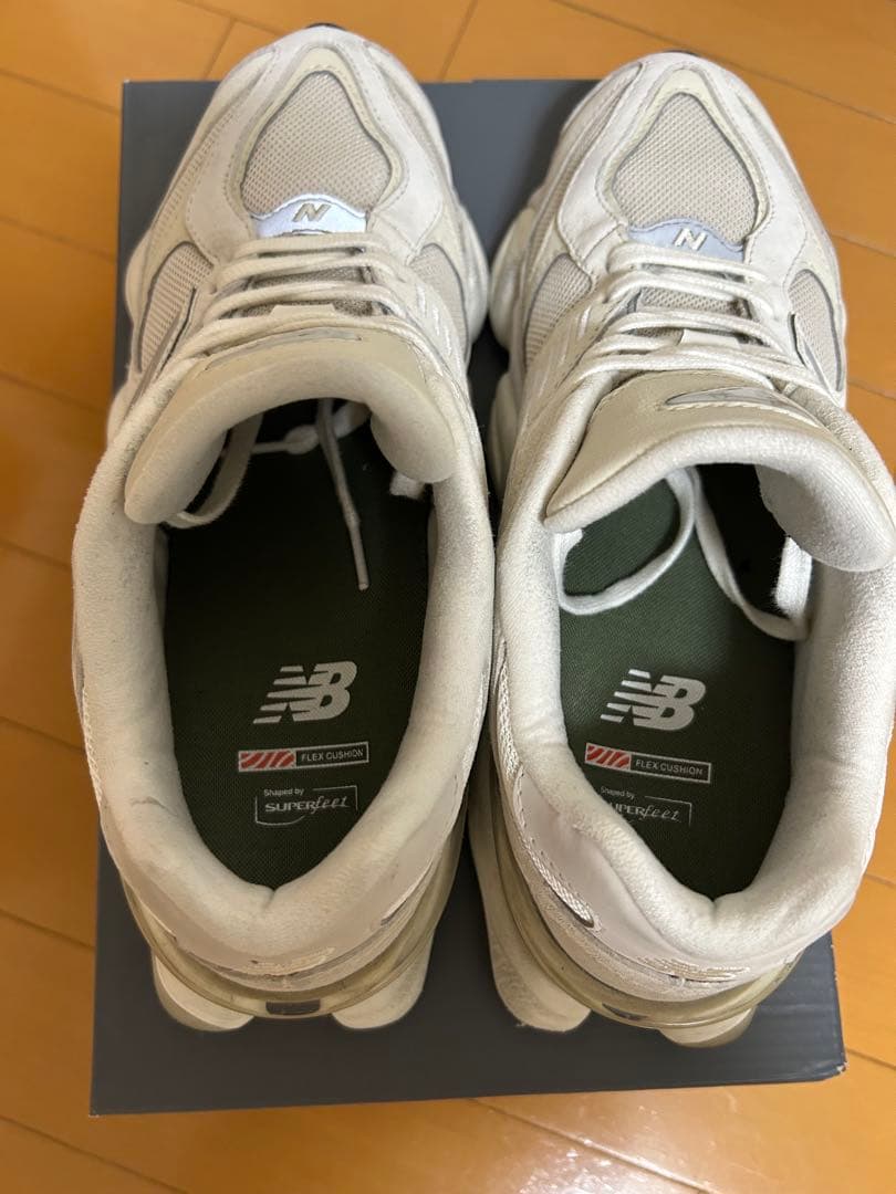 靴 New Balance U9060WHT 26.5cm