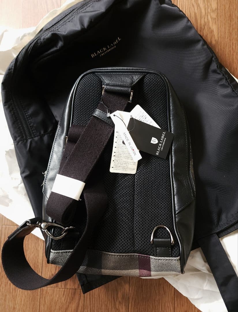 新品未使用 ブラックレーベル　クレストブリッジ 高級ボディバッグ