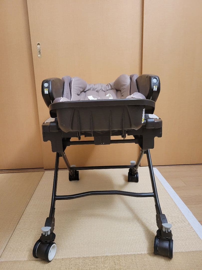 Aprica アップリカ ユラリズムオート