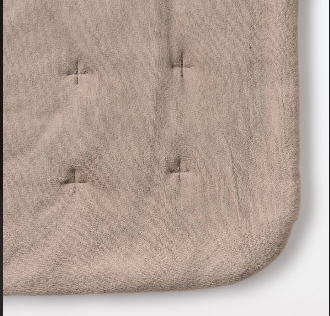 無印良品　木製 楕円形 こたつ 小　チェック柄布団、ラグセット