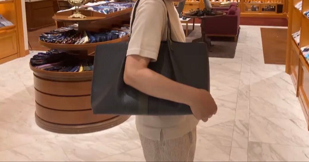 【未使用】SERAPIAN セラピアン トートバッグ SECRET イタリア製