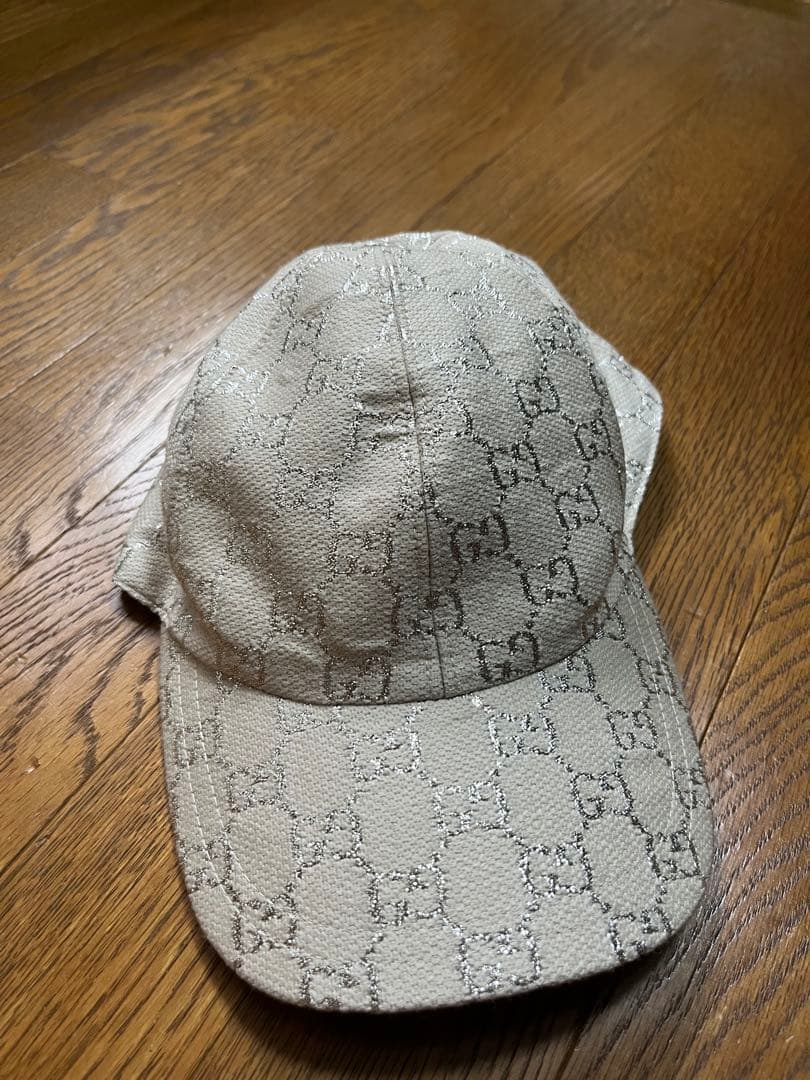 GUCCI ベージュ ロゴ入り ベースボールキャップ Mサイズ