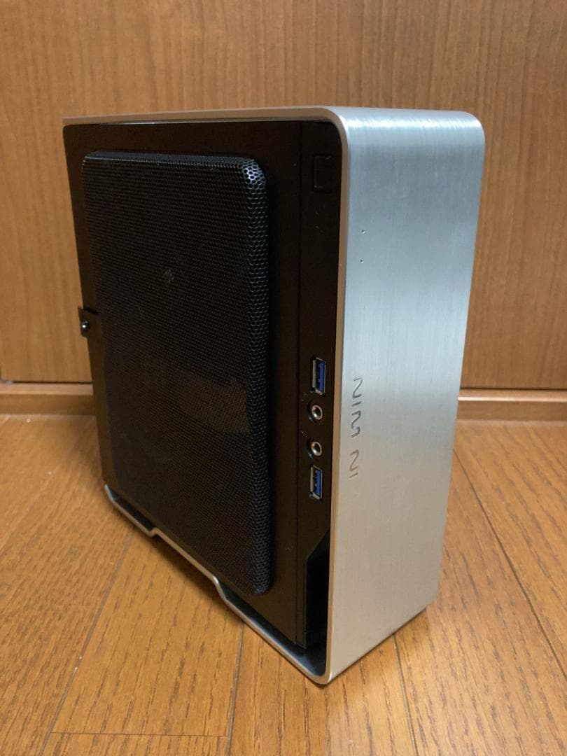 Win11,I5-13500 IN-WIN 自作PC（超小型）ほぼ未使用、動作品