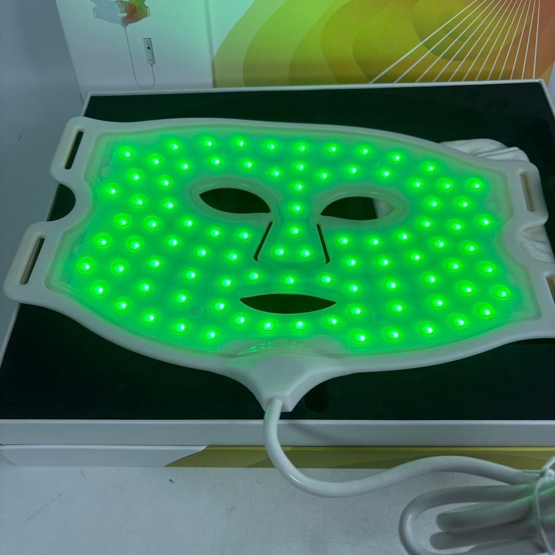 ボディ・フェイスケア CURRENTBODY skin 4-IN-1 LED FACE MASK
