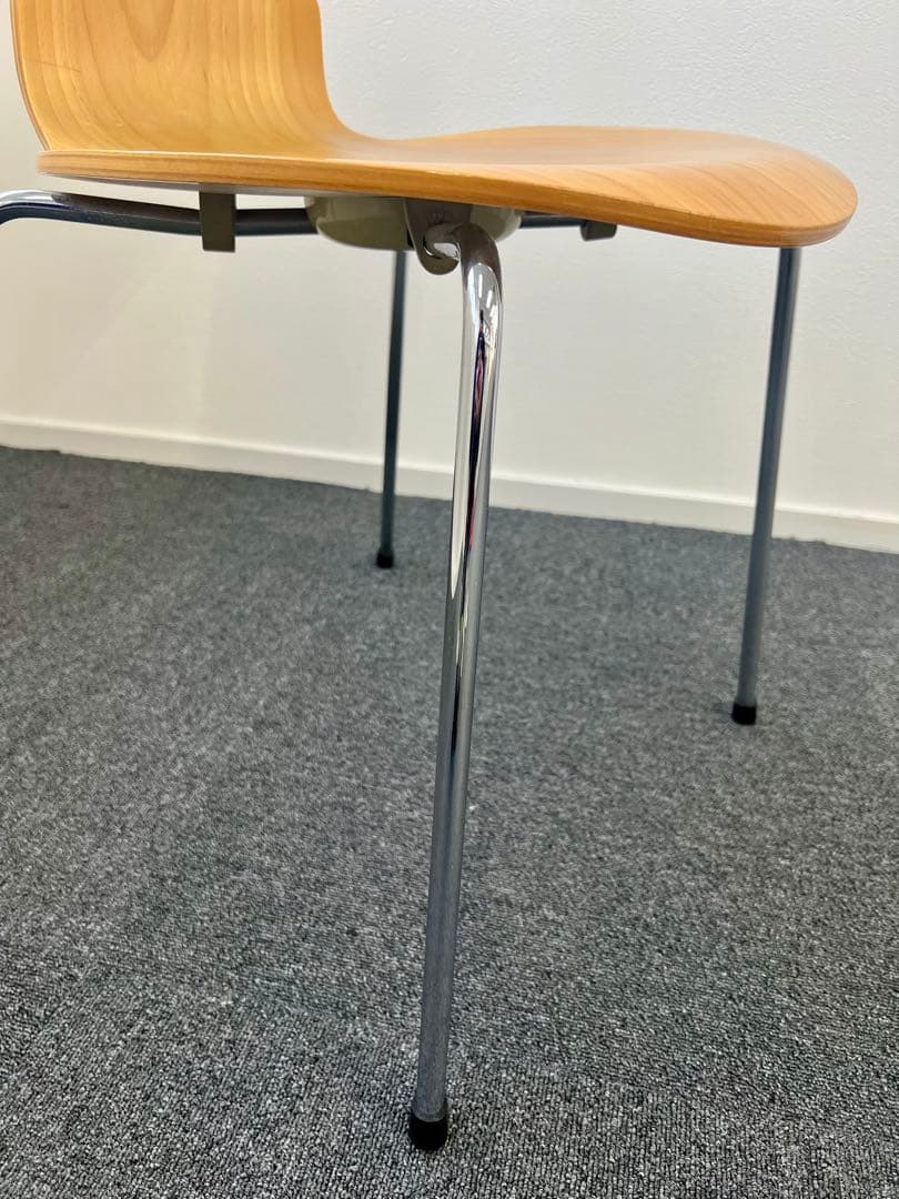 アルネヤコブセン アントチェア1脚【管理番号:D】