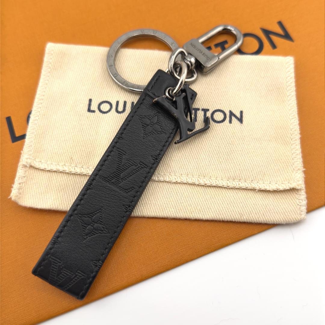 【良品】ルイヴィトン ポルトクレ ドラゴンヌ モノグラム シャドウ チャーム 黒