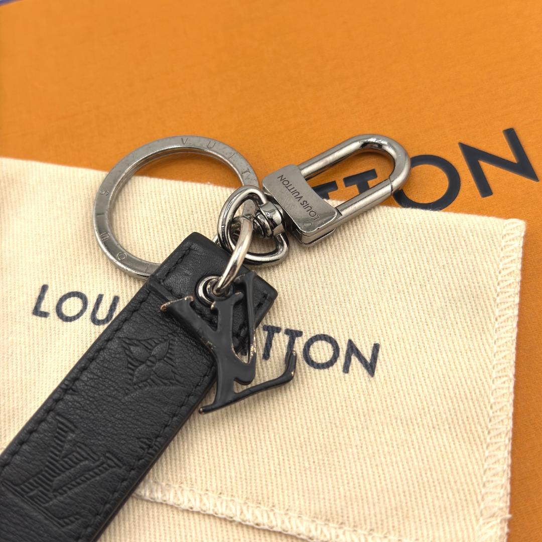 【良品】ルイヴィトン ポルトクレ ドラゴンヌ モノグラム シャドウ チャーム 黒