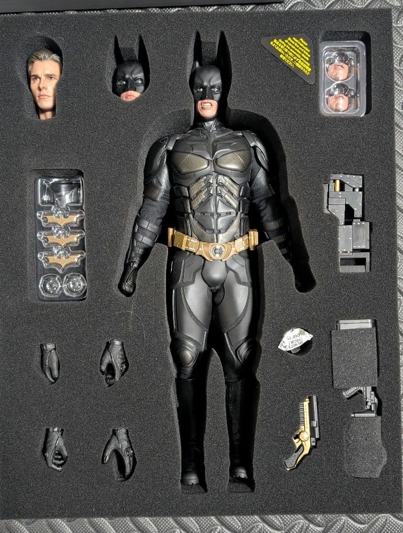 ヒ*キ様 ホットトイズ　ダークナイト　バットマン　DX19