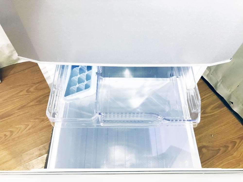 30日迄！送料無料★19年★三菱 146L 冷蔵庫【R-P15D-S】