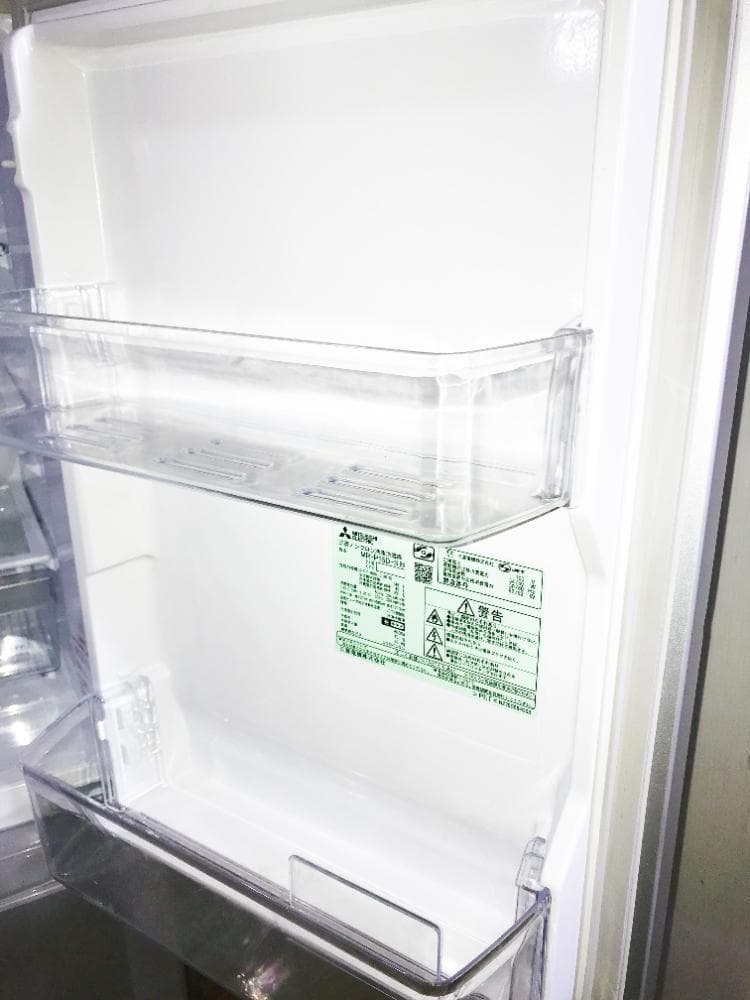 30日迄！送料無料★19年★三菱 146L 冷蔵庫【R-P15D-S】