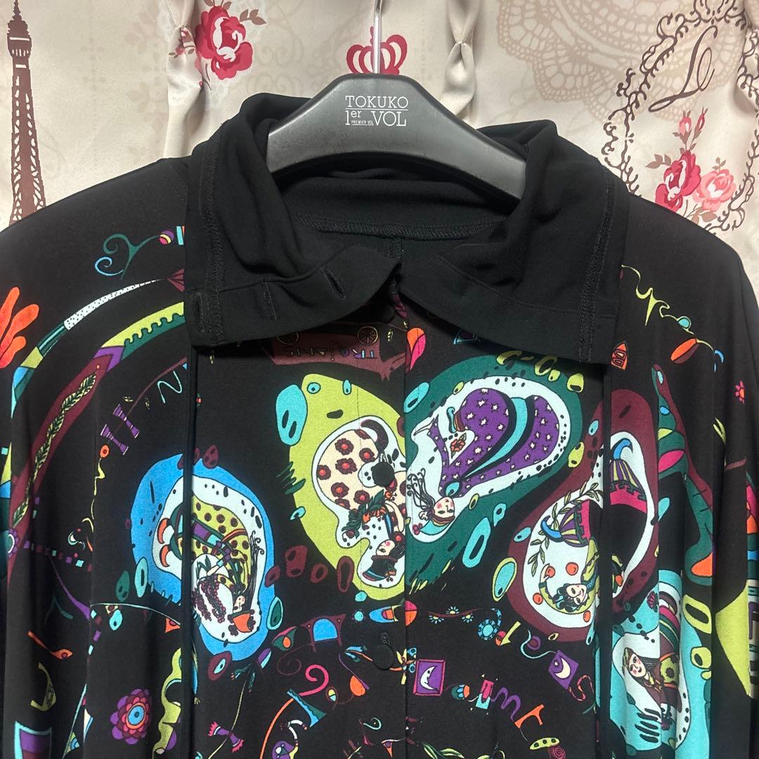 トクコプルミエヴォルのポンチョチュニック