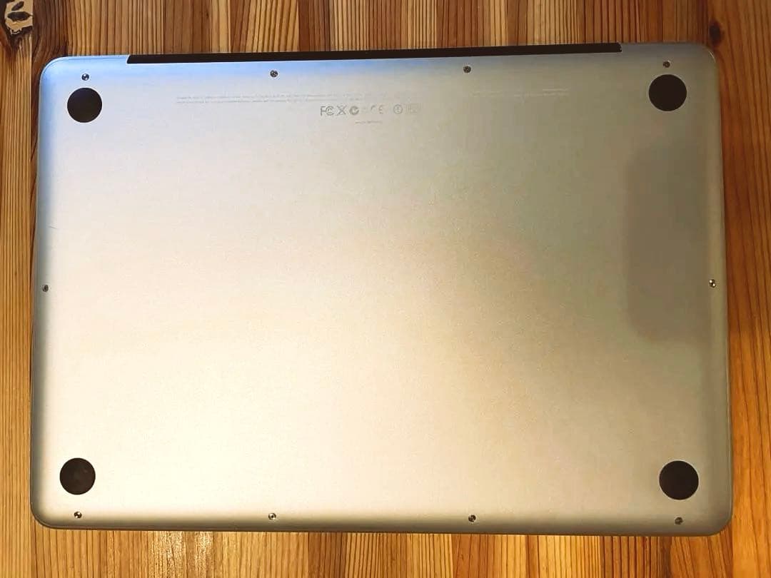 MacBook Pro シルバー 本体