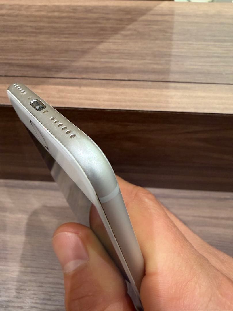 Apple iPhone シルバー 本体