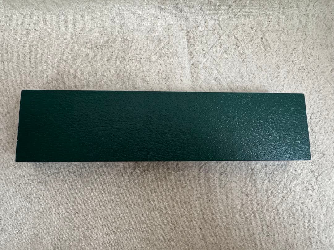 グッチ 8300 ムーンフェイズ ブラック ダイヤル クォーツ 電池式