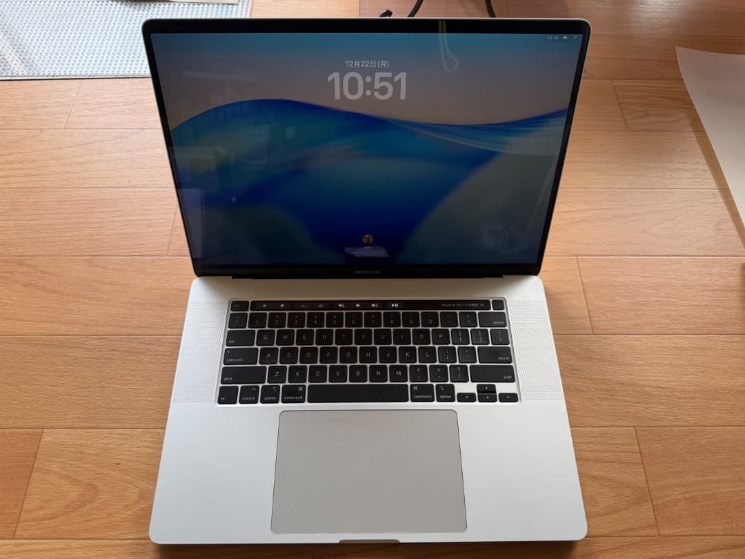 16インチMacBook Pro 2019 Intel i9 32GB 1TB